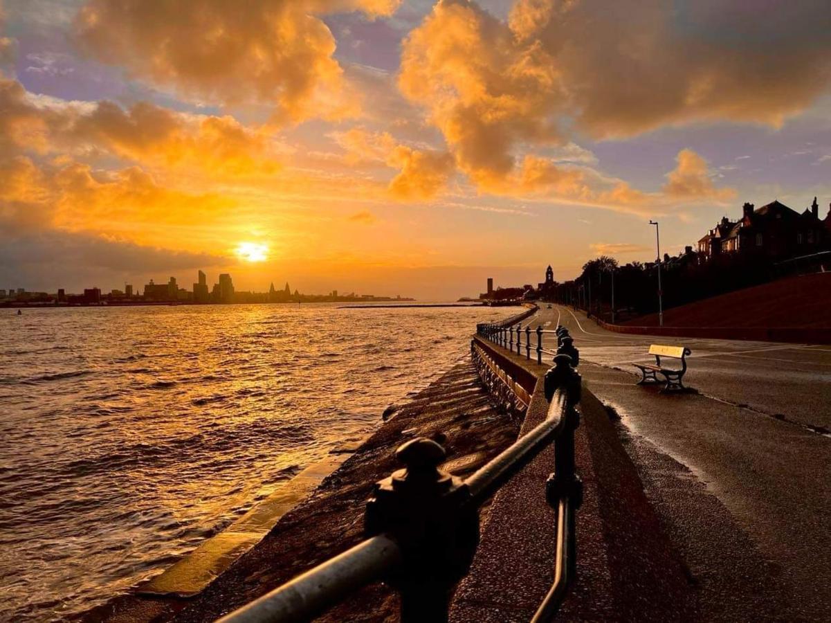 Sea-Quinn Views Wallasey Buitenkant foto
